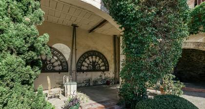 Apartment 'Apartaments Can Gibert - Aiguamolls' with Private Terrace, Wi-Fi and Air Conditioning