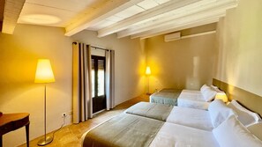 2 sovrum, strykjärn/strykbräda, gratis wi-fi och sängkläder