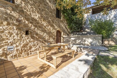 Casa de vacaciones 'Mas Vilardaga' con vistas a la montaña, Wi-Fi y aire acondicionado