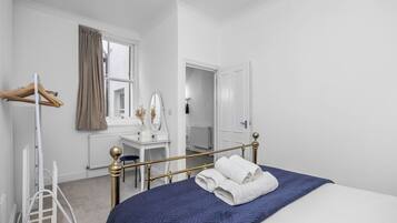 2 Schlafzimmer, Bügeleisen/Bügelbrett, Reisekinderbett, WLAN