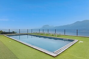 Pool - Mobile Home 'Stella Alpina' with Lake View, Wi-Fi and Air Conditioning (Brenzone)