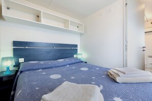 2 quartos, Wi-Fi de cortesia, roupa de cama
