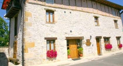 Cottage 'Zadorra Etxea Casa' with Mountain View, Private Terrace and Wi-Fi