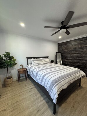 1 bedroom, iron/ironing board, travel cot, free WiFi