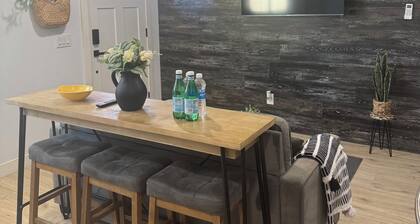 Cozy Guesthouse w/Full Kitchen in Oxnard