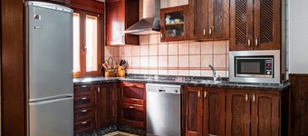 Country House 'Casa Rural Arroal I' with Mountain View, Wi-Fi and Air Conditioning