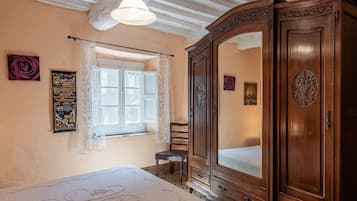 3 camere, ferro/asse da stiro, Wi-Fi gratuito, lenzuola