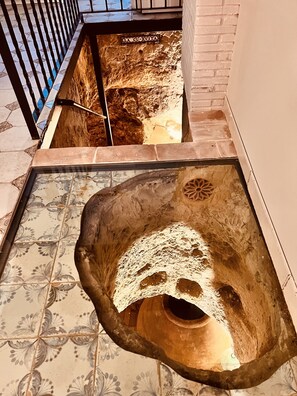 المنشأة من الداخل