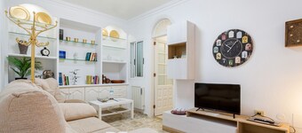 Vacation Apartment 'Casa Vacacional Bevi - Tenerife' with Sea View, Private Terrace and Wi-Fi