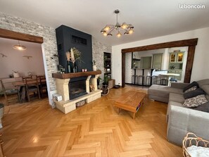 TV connectée, cheminée
