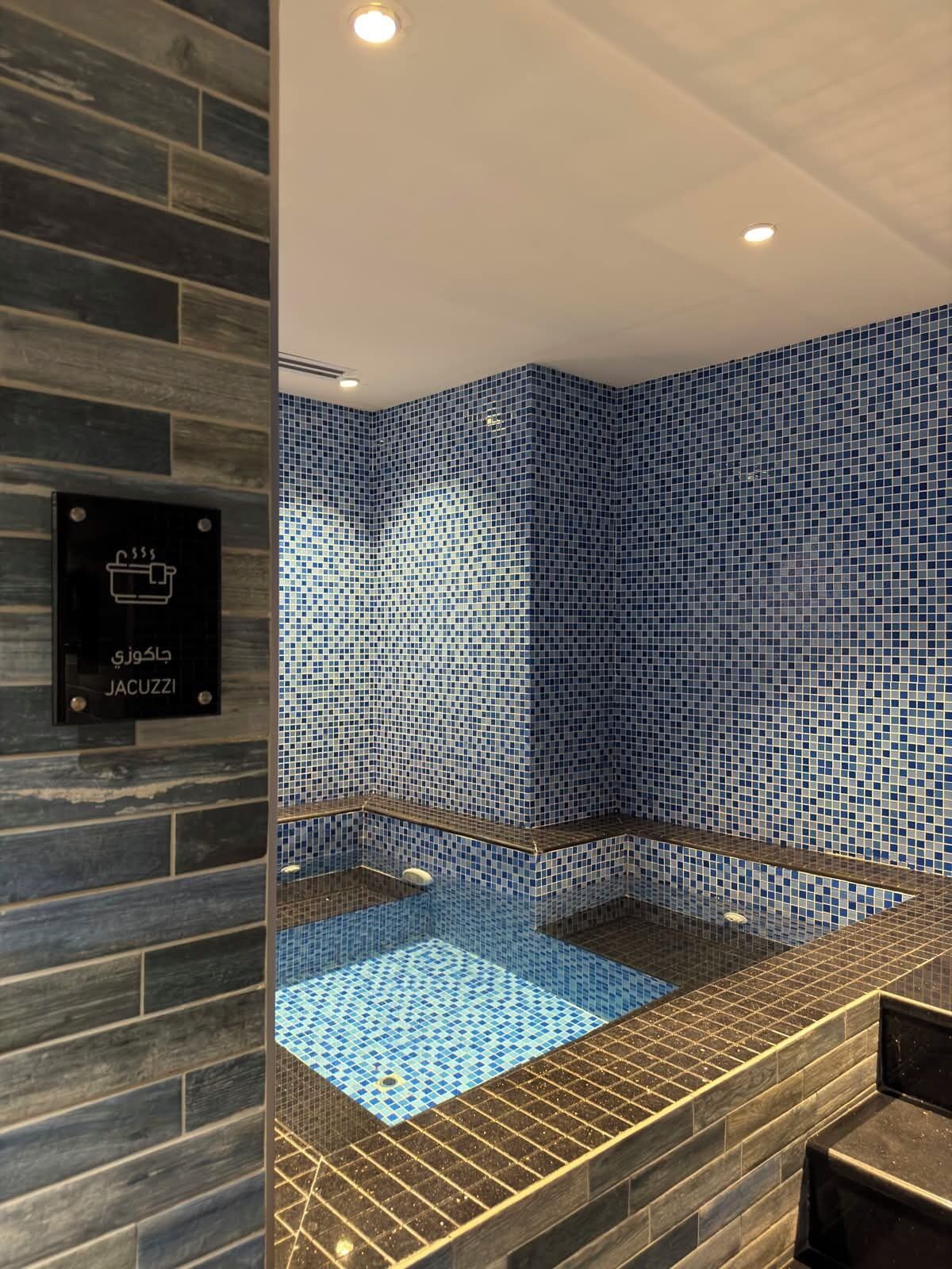 Sauna, steam room