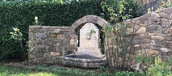 Villa Provençale au Calme Entourée de Verdure, Animaux de Compagnie Acceptés !