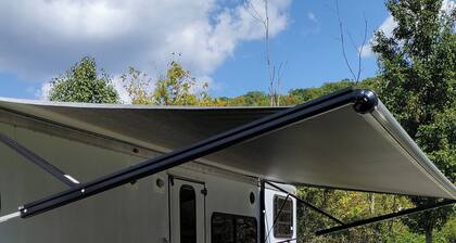 Nice RV with AC in charming Lebanon