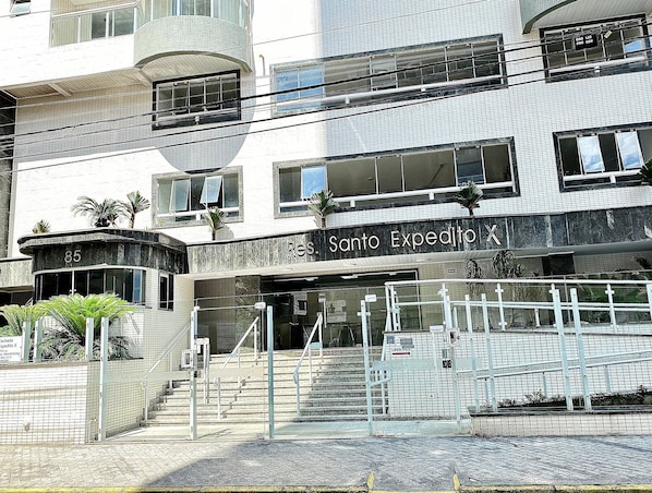 Bahagian luar