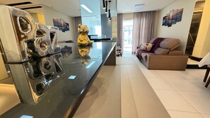 Deluxe-Apartment | Lobby