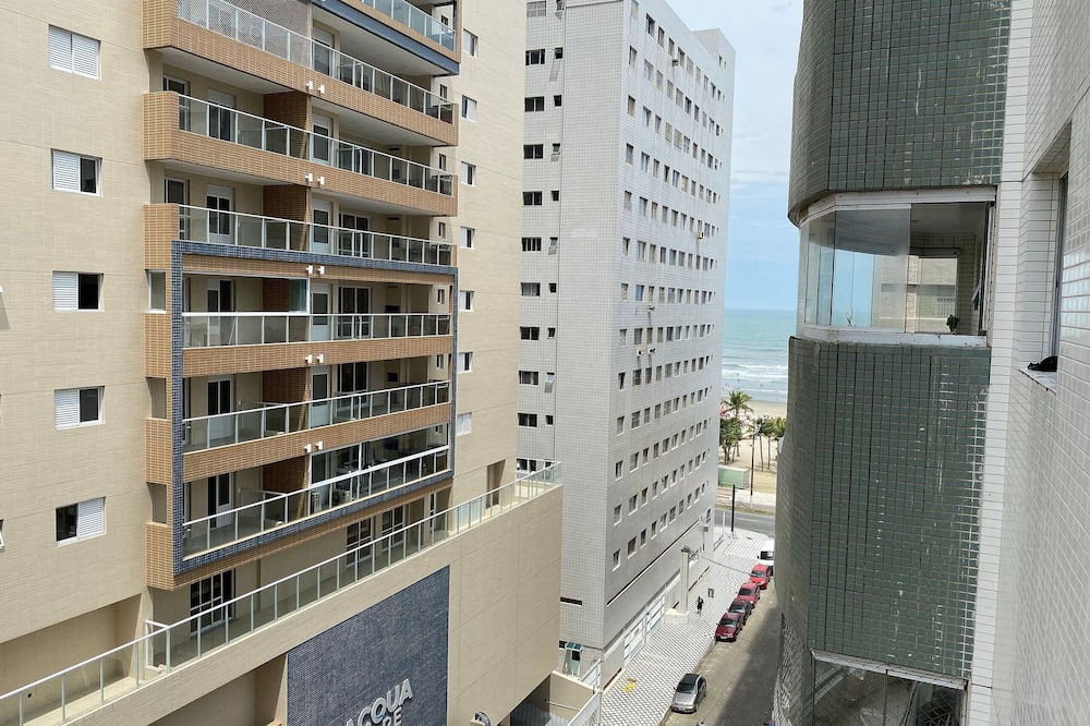 Pé na Areia Praia da Aviação