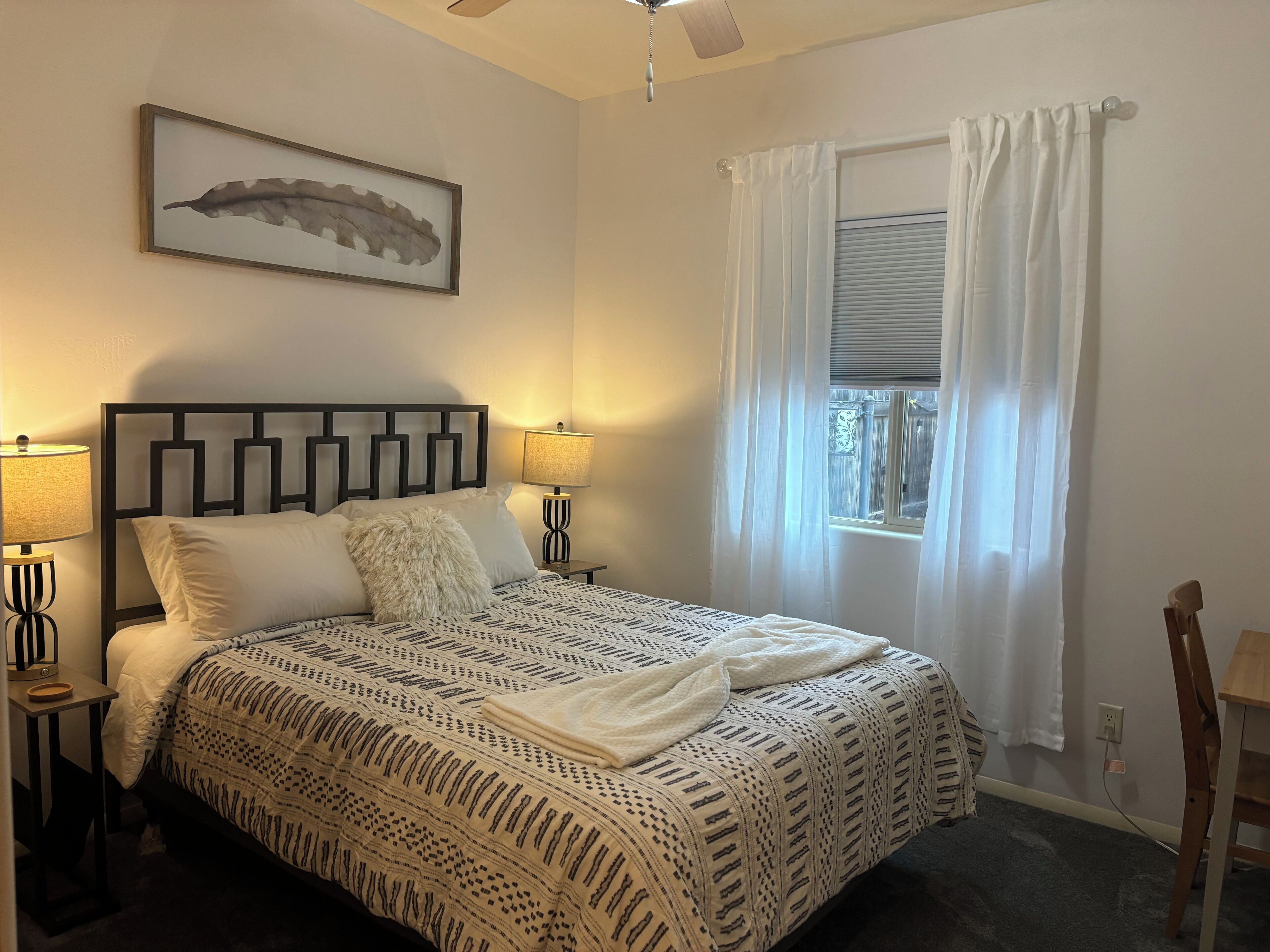 2 間睡房、書桌、免費 Wi-Fi、床單