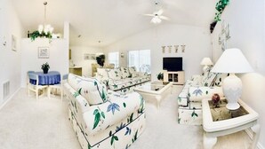 Living area - Ref 317. Stunning villa with own pool near Disney (Four Corners)