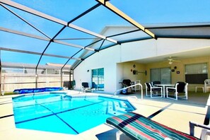 A heated pool - ref 801. Stunning villa with own pool near Disney (Four Corners)