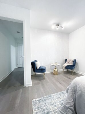 3 chambres, bureau, fer et planche à repasser, Wi-Fi gratuit