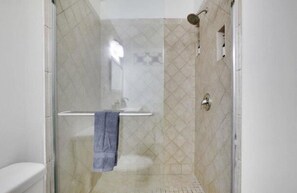 Towels, soap, shampoo, toilet paper