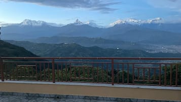 Deluxe Double or Twin Room, Balcony, Mountain View | Terrace/patio