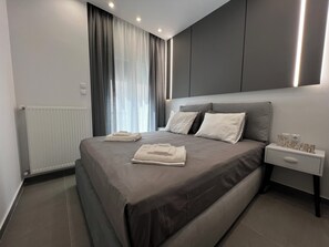 2 slaapkamers, een strijkplank/strijkijzer, gratis wifi, beddengoed