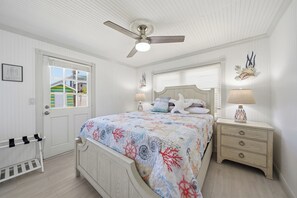 2 Schlafzimmer, Schreibtisch, Bügeleisen/Bügelbrett, WLAN