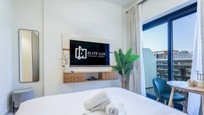 Unclassified image, 3 of 19, button - Elite LUX Holiday Homes - Contemporary Comfort Studio in Azizi Riviera (Dubai)