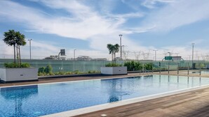 Unclassified image, 4 of 19, button - Elite LUX Holiday Homes - Contemporary Comfort Studio in Azizi Riviera (Dubai)