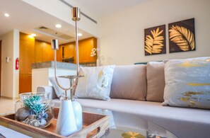 Apartment - Elite LUX Holiday Homes - Modern Comfort Studio in Business Bay Dubai (Dubai)
