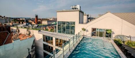Indoor pool, outdoor pool