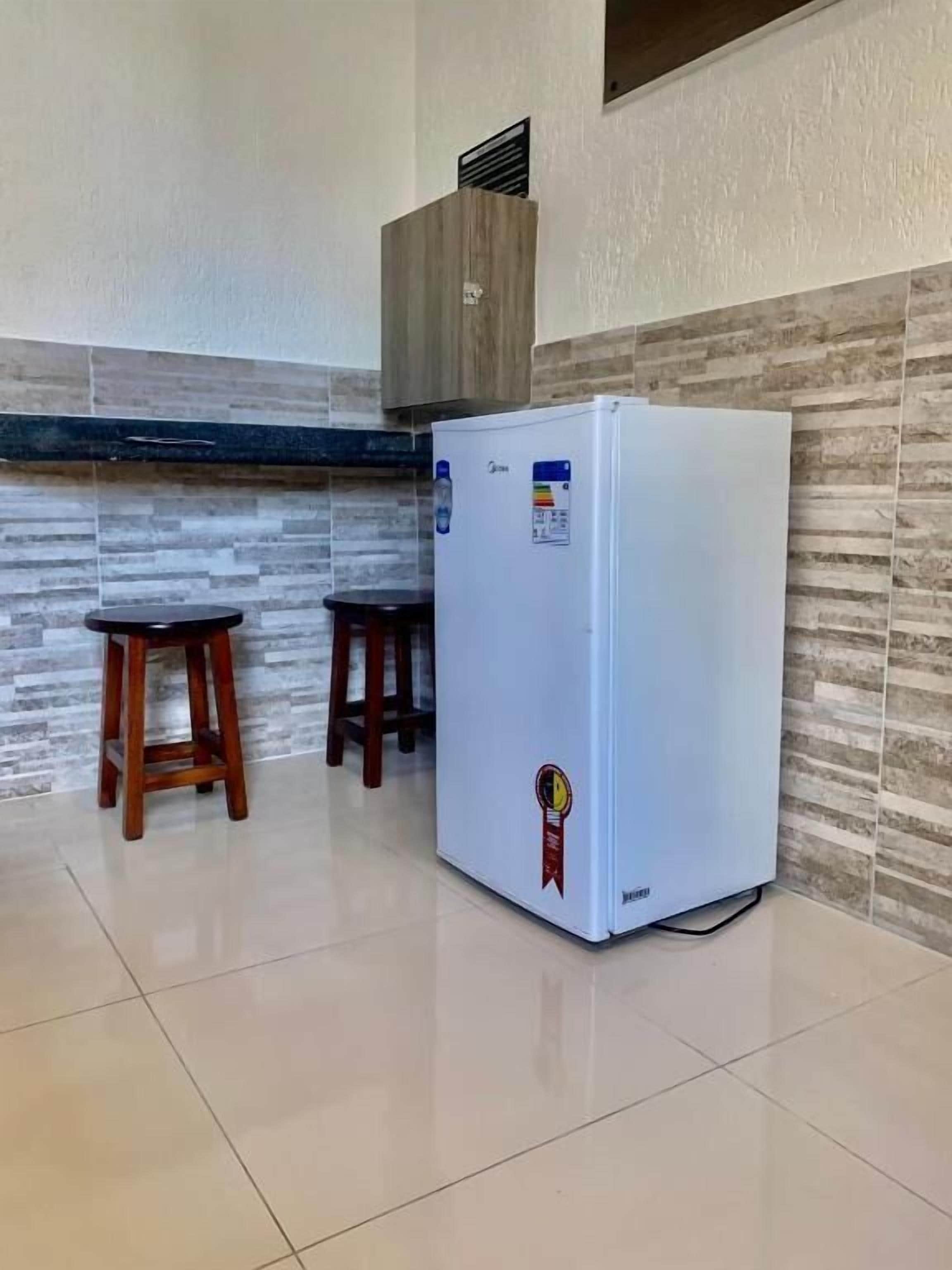 Laptop workspace, free WiFi, bed sheets