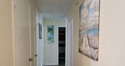 Quiet Home Near Downtown