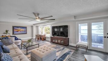 TV, fireplace, foosball, table tennis