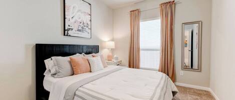 4 bedrooms, iron/ironing board, WiFi