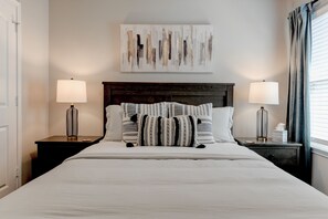 3 Schlafzimmer, Bügeleisen/Bügelbrett
