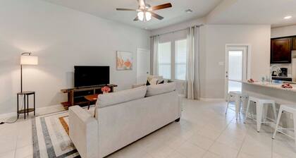 Brand New Home in Temple