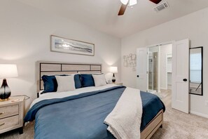 4 Schlafzimmer, Bügeleisen/Bügelbrett, WLAN