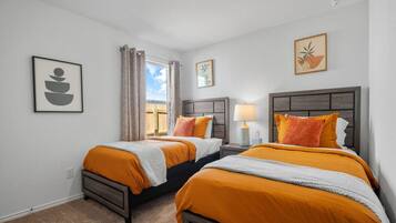 4 多间卧室、熨斗/熨衣板、WiFi