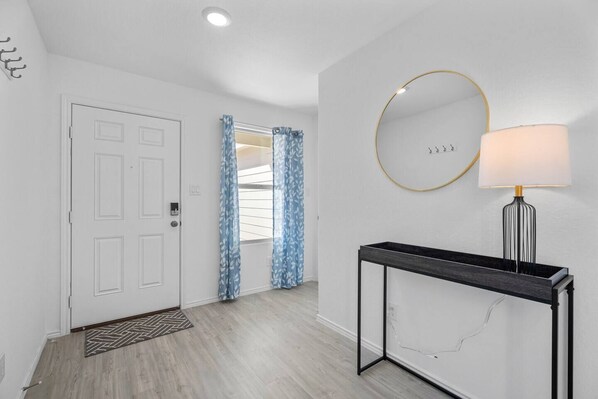 Interior - Modern Comfort in New braunfels (New Braunfels)