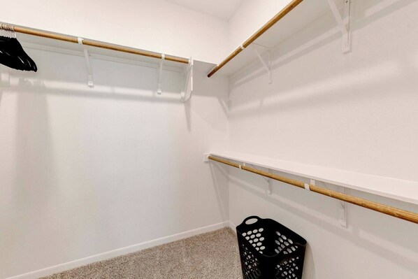 Interior - Spacious Modern 5 beds House in Troy (Troy)