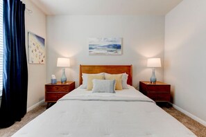 4 bedrooms, iron/ironing board, WiFi