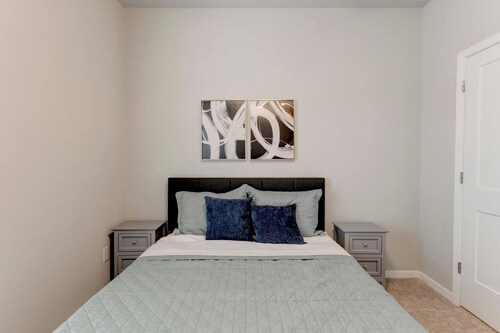 New Charming Retreat in Temple