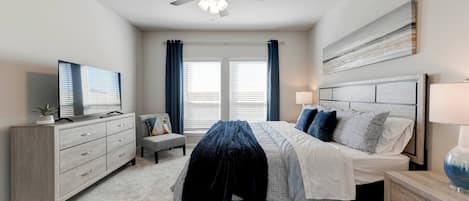 4 bedrooms, desk, iron/ironing board, free WiFi