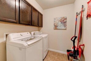 Interior - Cedar Park Executive Stay (Cedar Park)
