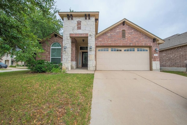 Exterior - Cedar Park Executive Stay (Cedar Park)