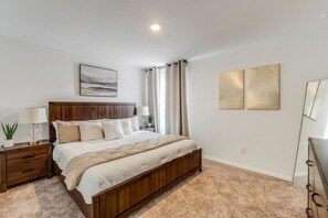 4 bedrooms, iron/ironing board