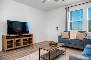 TV - Hutto Executive Suite (Hutto)