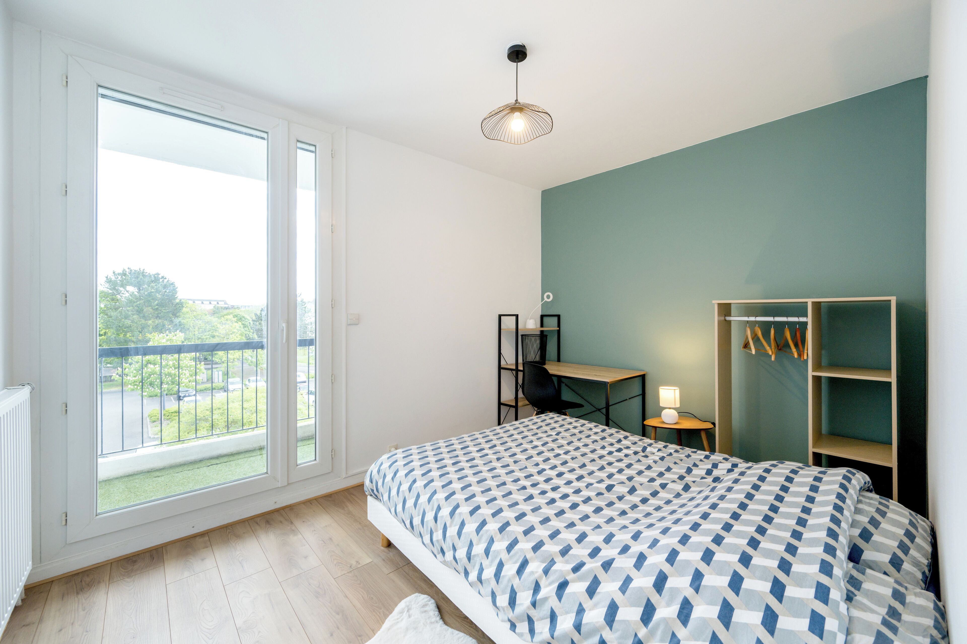 4 bedrooms, WiFi, bed sheets